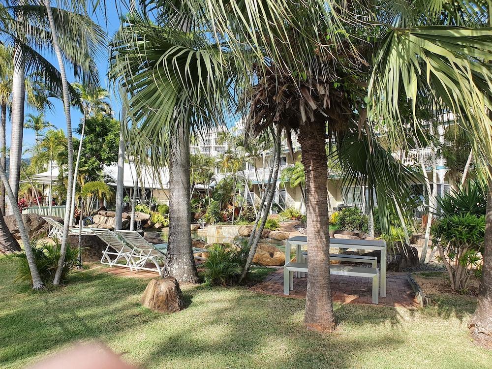 Colonial Palms Motor Inn Эйрли-Бич Экстерьер фото