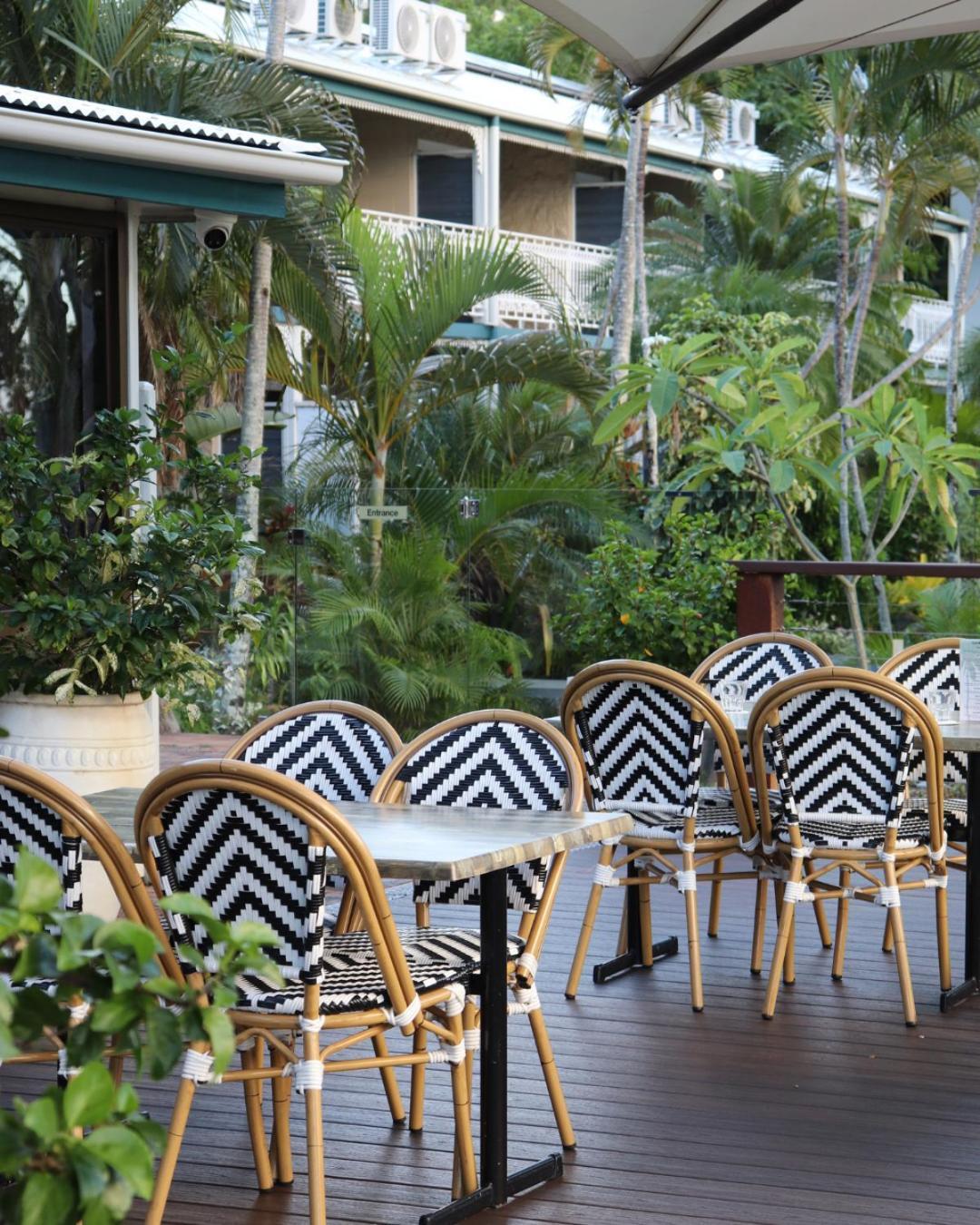 Colonial Palms Motor Inn Эйрли-Бич Экстерьер фото